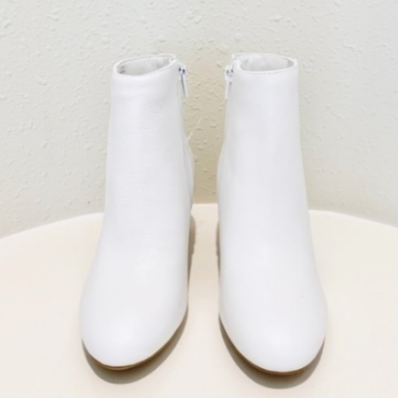 ALDO White Leather Ankle Booties - Picture 5 of 6